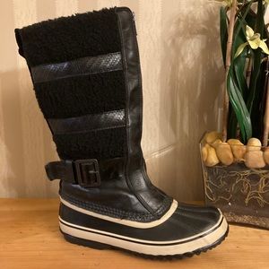 rol sorel helen zip front wedge boot 